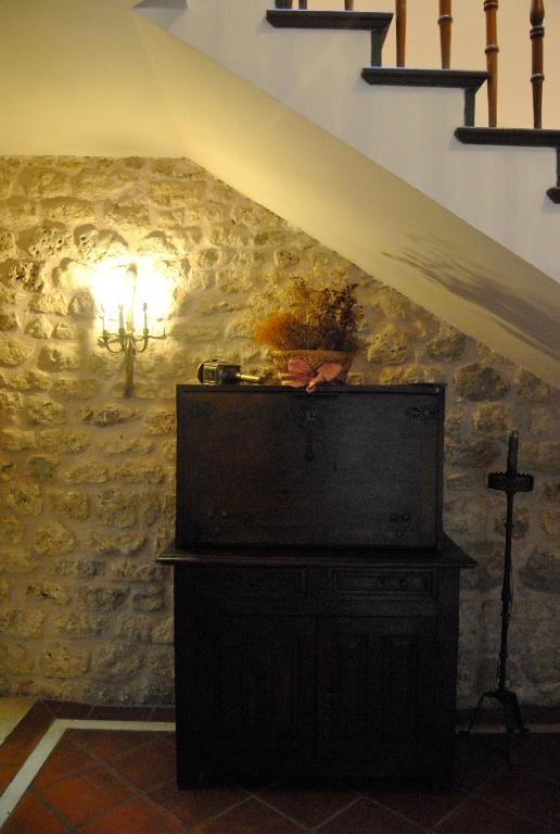 La Posada De كاستروجايرز المظهر الخارجي الصورة